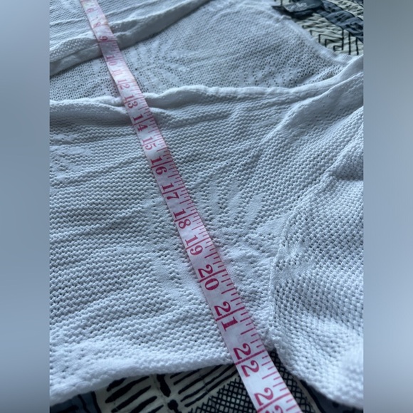 Belle White Knit Open Leaf Fern Pattern Cardigan Granny Sweater Cottagecore XL - Picture 9 of 10